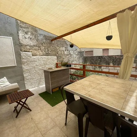 Holiday home Vittorina's